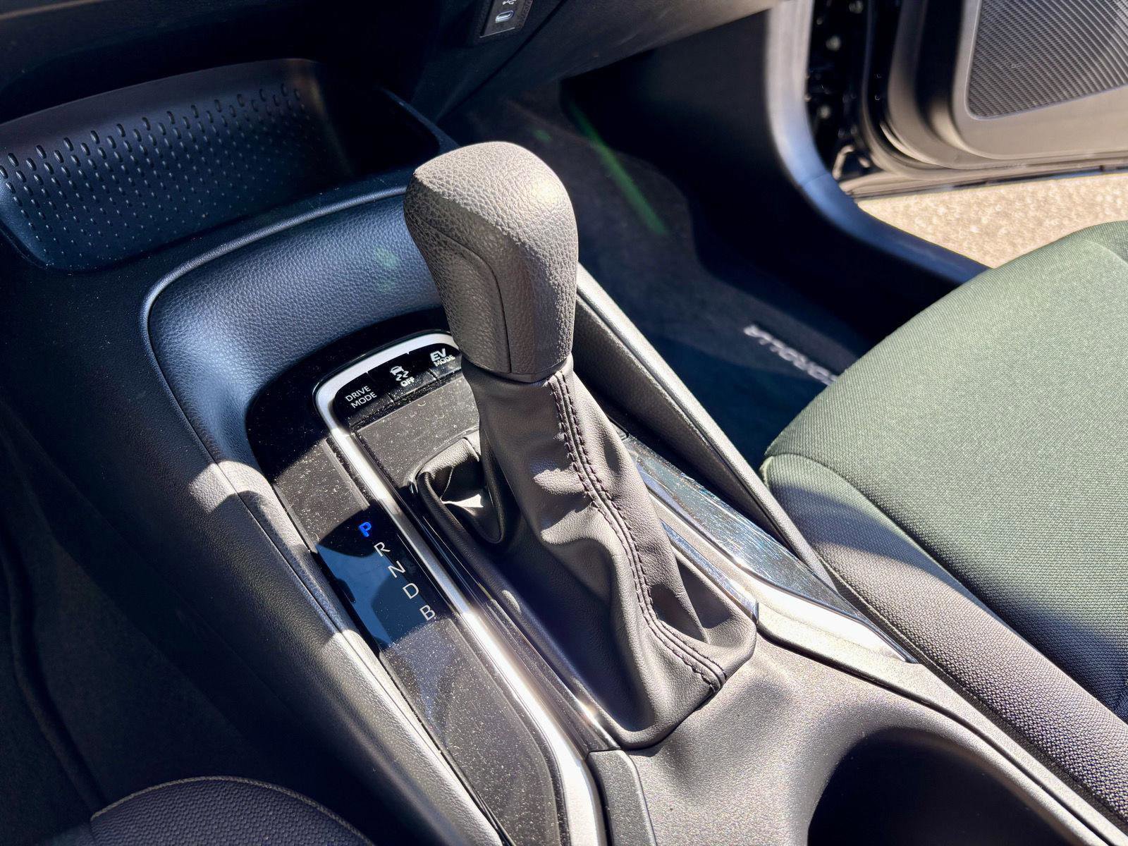 Used 2025 Toyota Corolla LE image 5