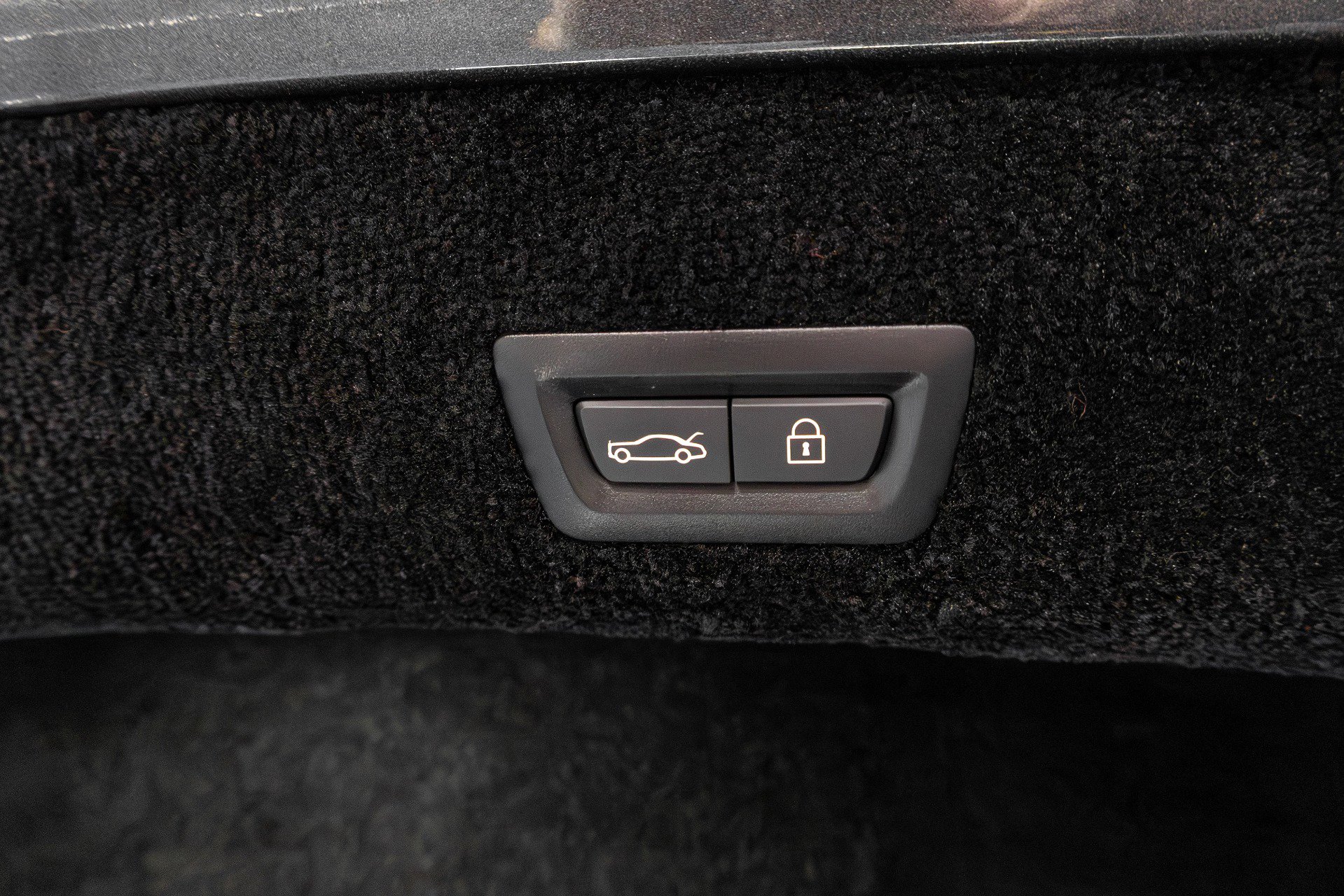 Used 2019 Rolls-Royce Phantom Sedan image 63