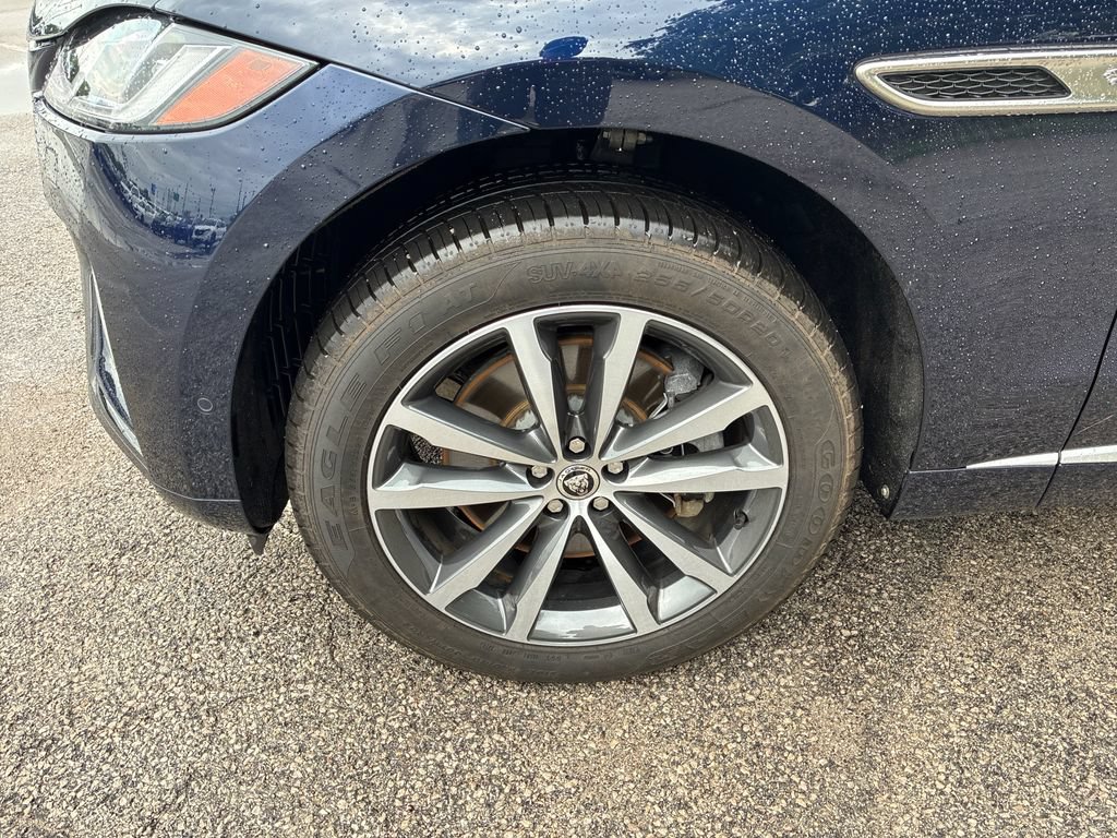 Used 2026 Jaguar F-PACE R-Dynamic S AWD/4WD image 9