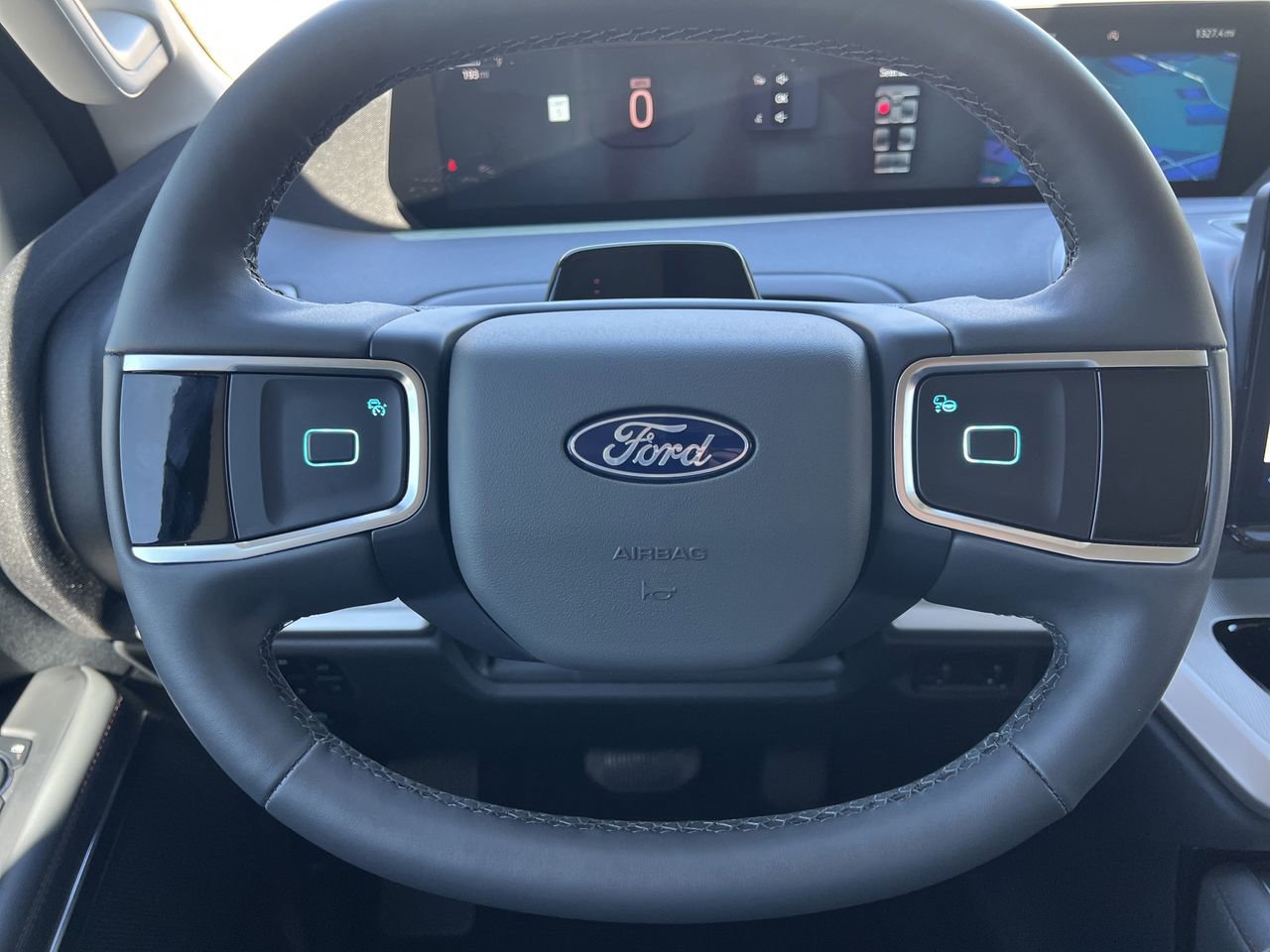 New 2025 Ford Expedition Active image 9