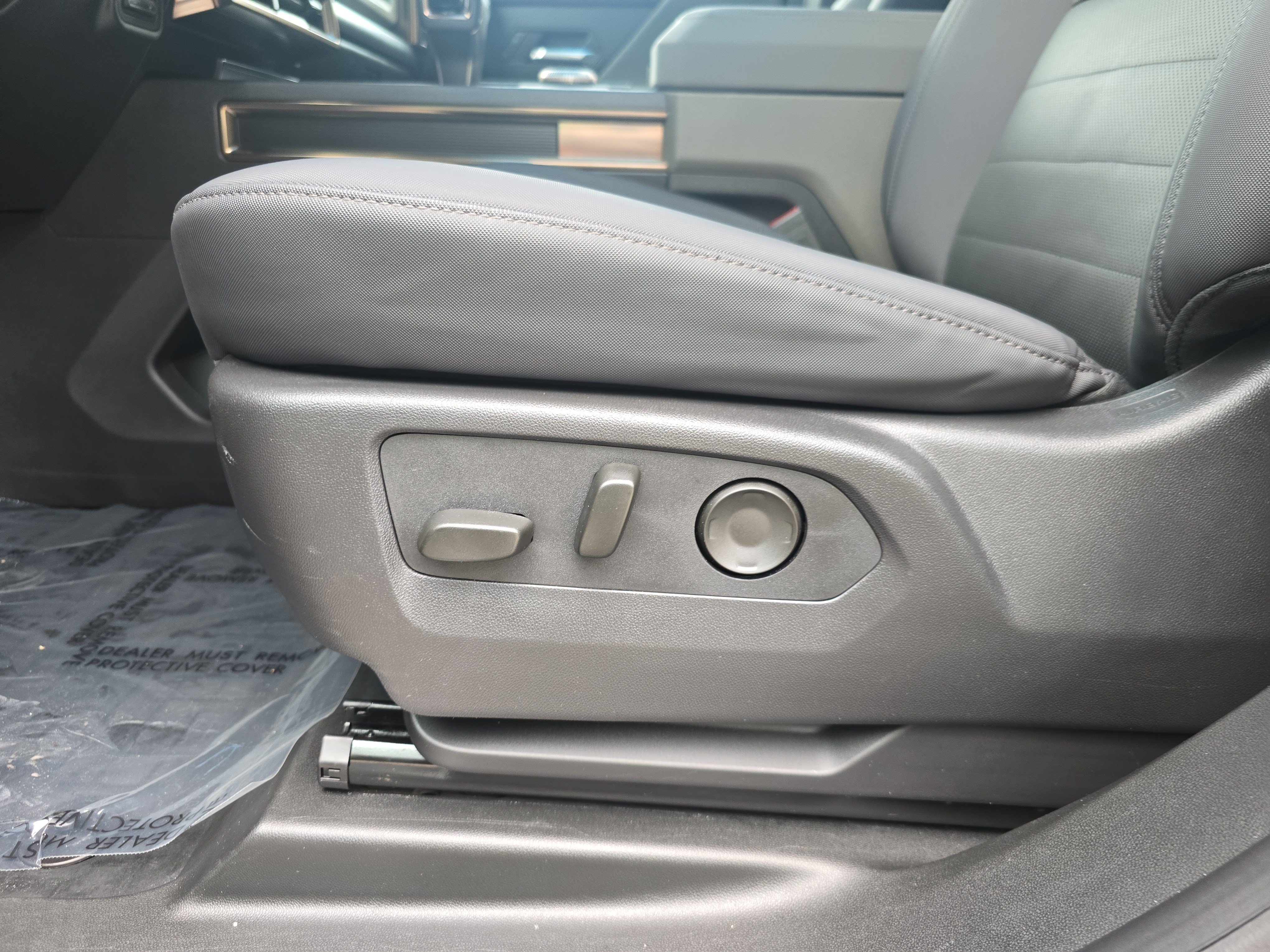 Used 2025 GMC Hummer EV 2X AWD/4WD image 25