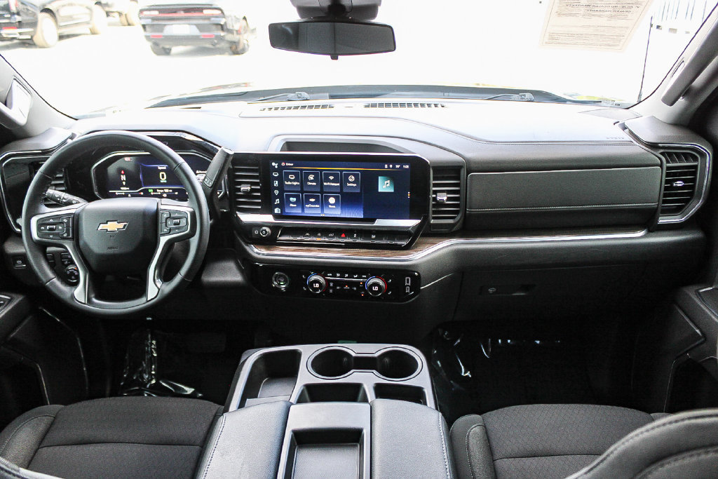 Used 2024 Chevrolet Silverado 1500 LT AWD/4WD image 13