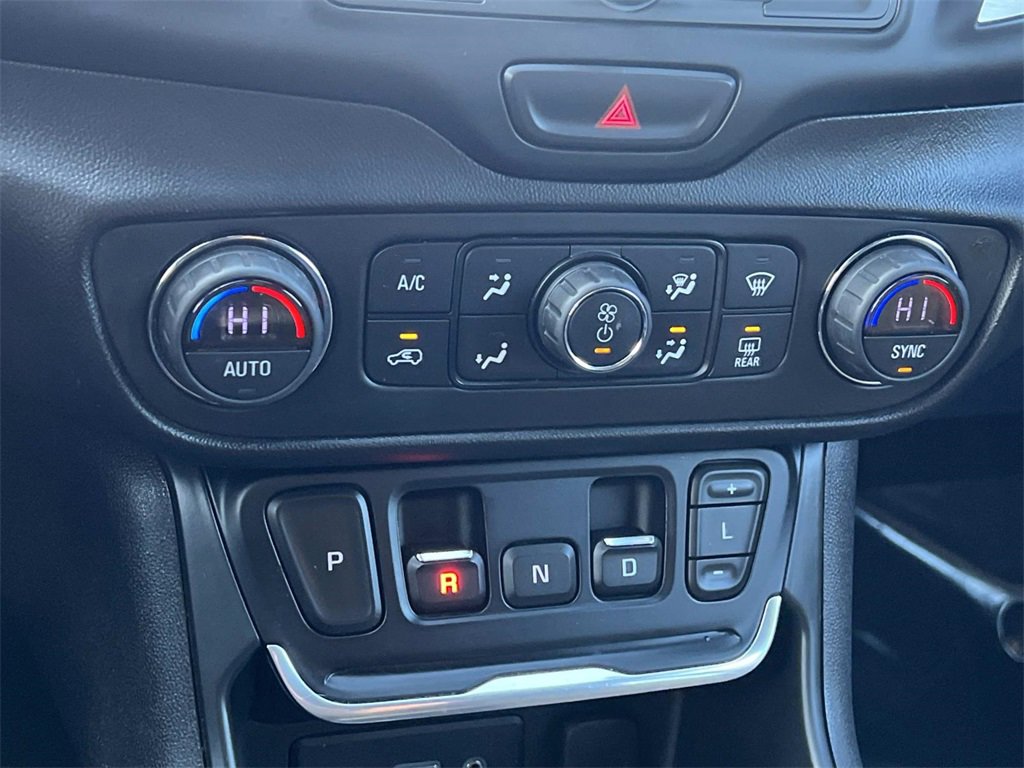 Certified 2019 GMC Terrain SLE w/ Driver Convenience Package image 21