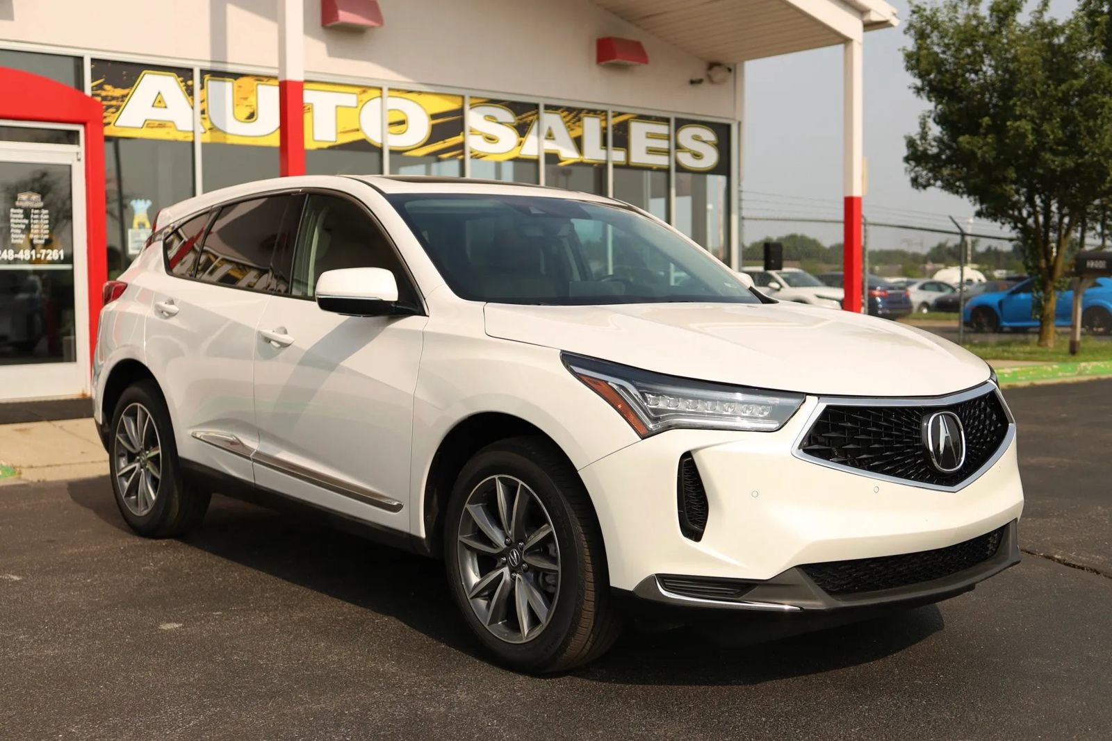 Used 2023 Acura RDX w/ Technology Package AWD/4WD image 3