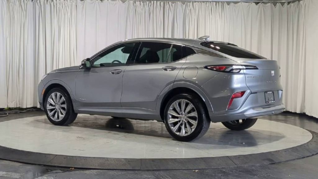 Used 2024 Buick Envista Avenir FWD image 8