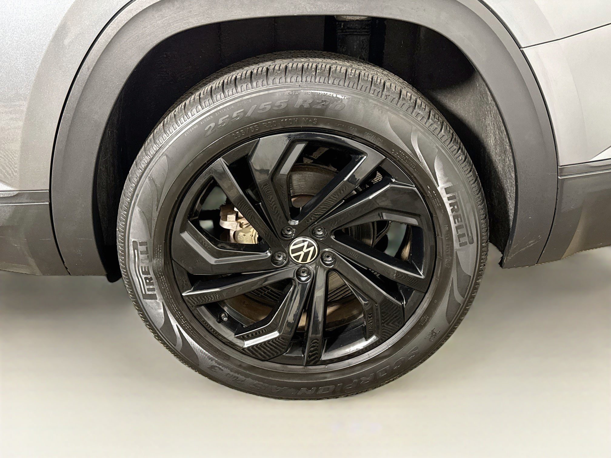 Used 2023 Volkswagen Atlas SE w/ Black Wheel Package AWD/4WD image 26