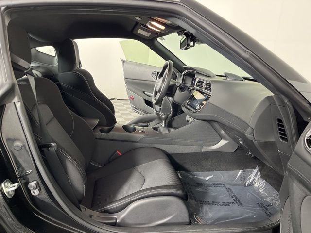 Used 2025 Nissan Z Sport w/ Floor Mat Package image 38