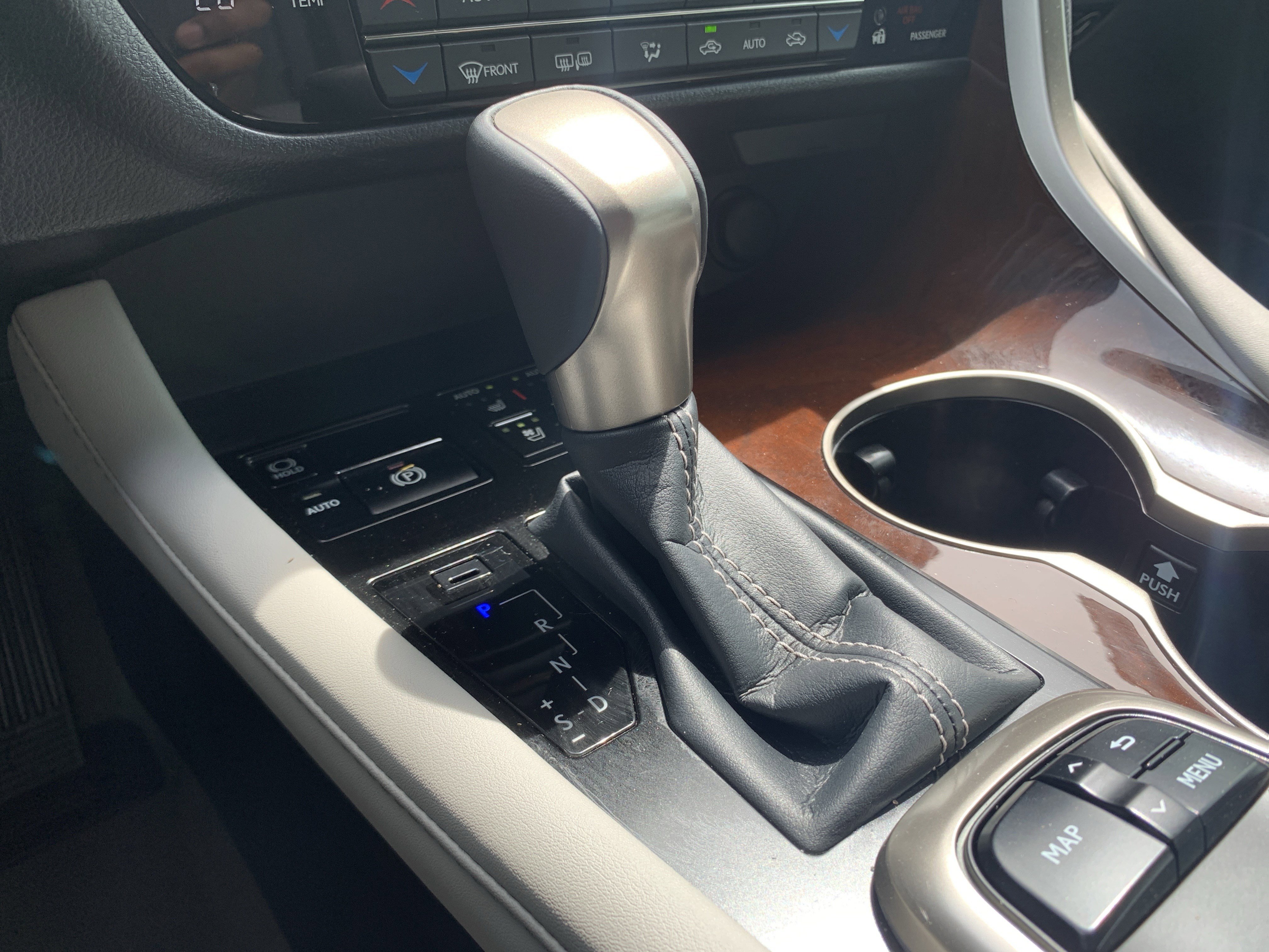 Used 2018 Lexus RX 350 AWD w/ Premium Package image 26