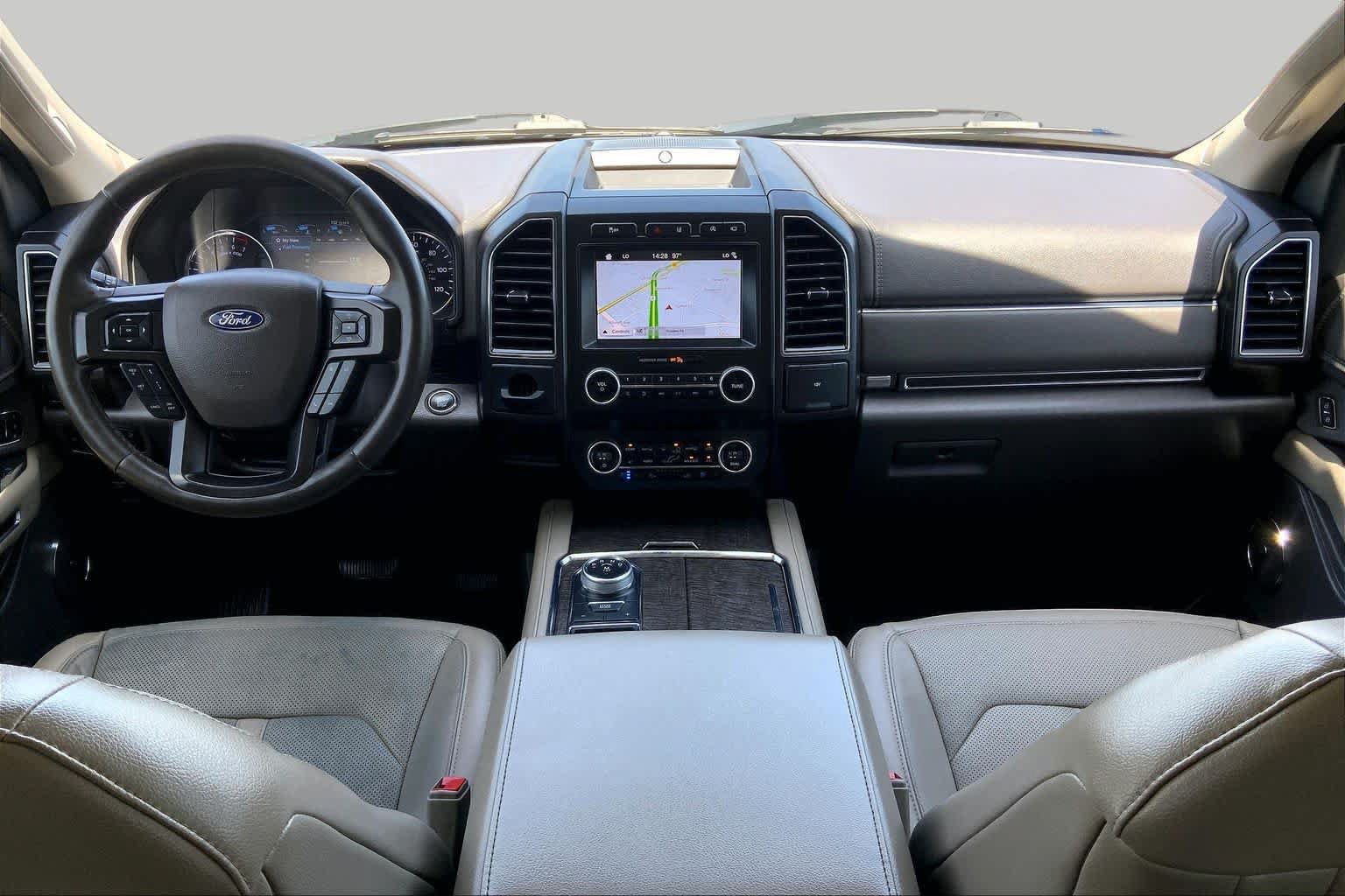 Used 2019 Ford Expedition Limited w/ Equipment Group 302A RWD image 15