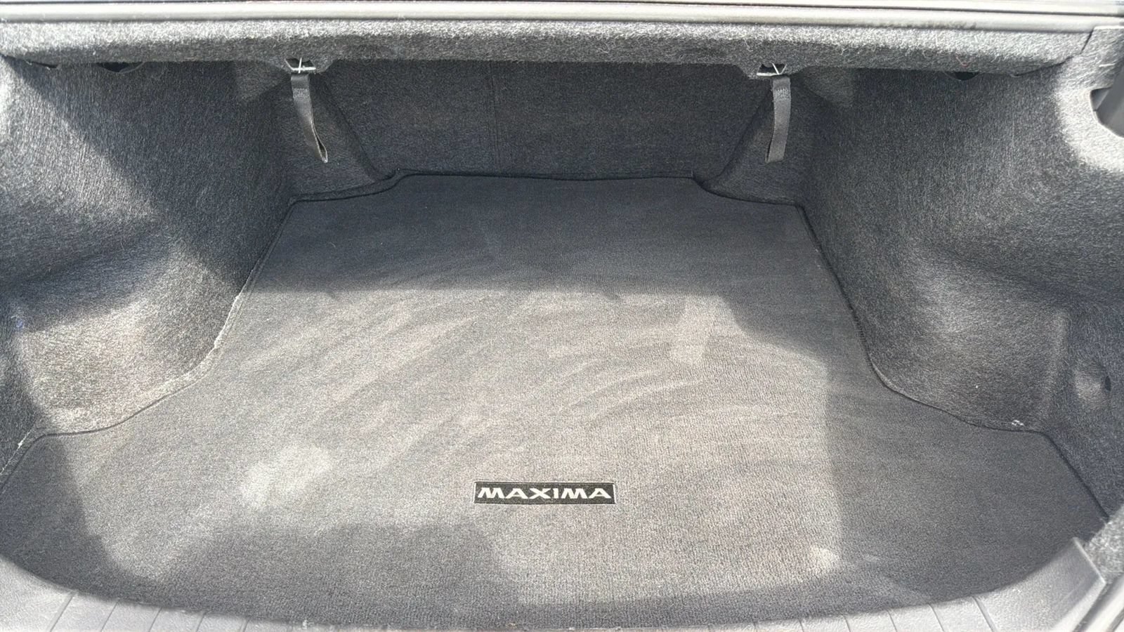 Used 2016 Nissan Maxima SR w/ Interior Lighting Package FWD image 21