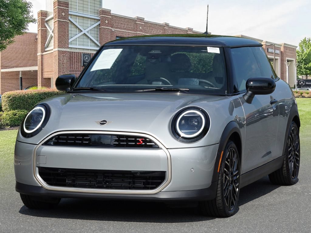 Used 2026 MINI Cooper S FWD image 4