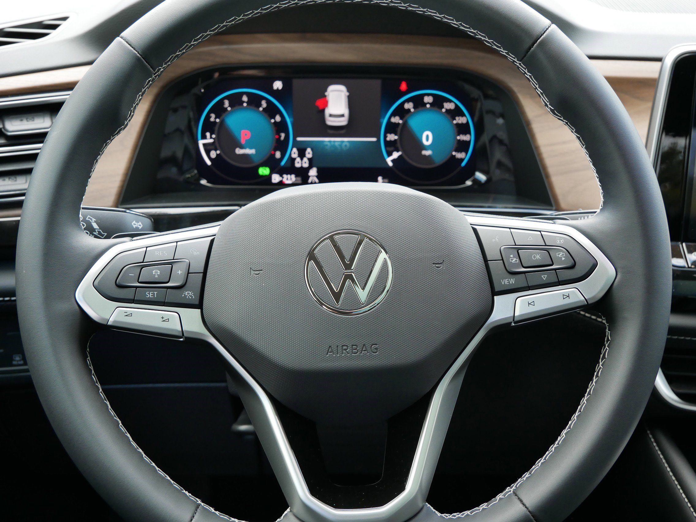 New 2026 Volkswagen Atlas SE image 12