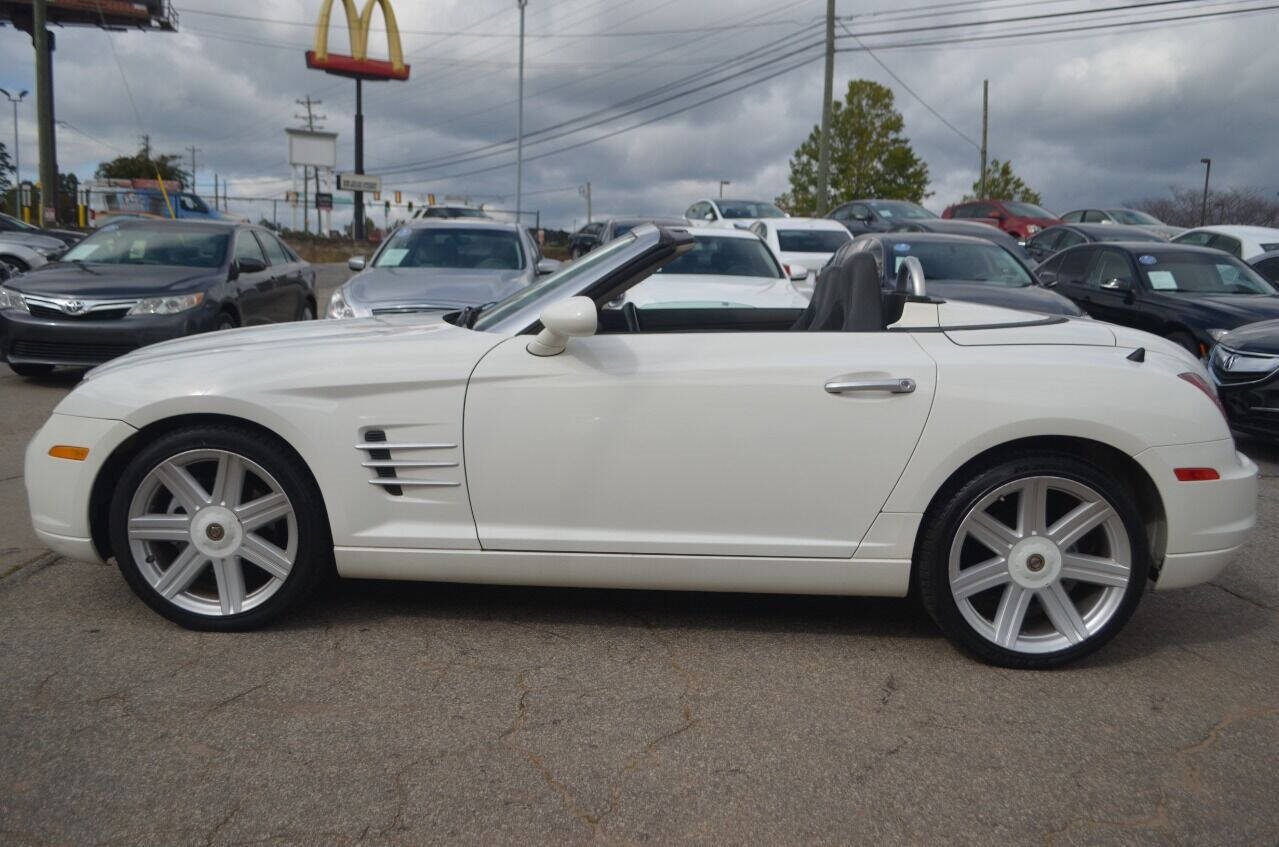 Used 2005 Chrysler Crossfire Limited image 4