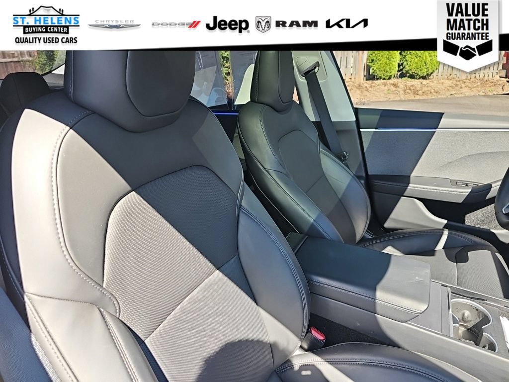 Used 2025 Tesla Model 3 Long Range RWD image 34