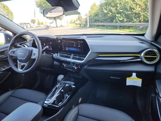 New 2026 Chevrolet Trax ACTIV w/ Driver Confidence Package FWD image 19