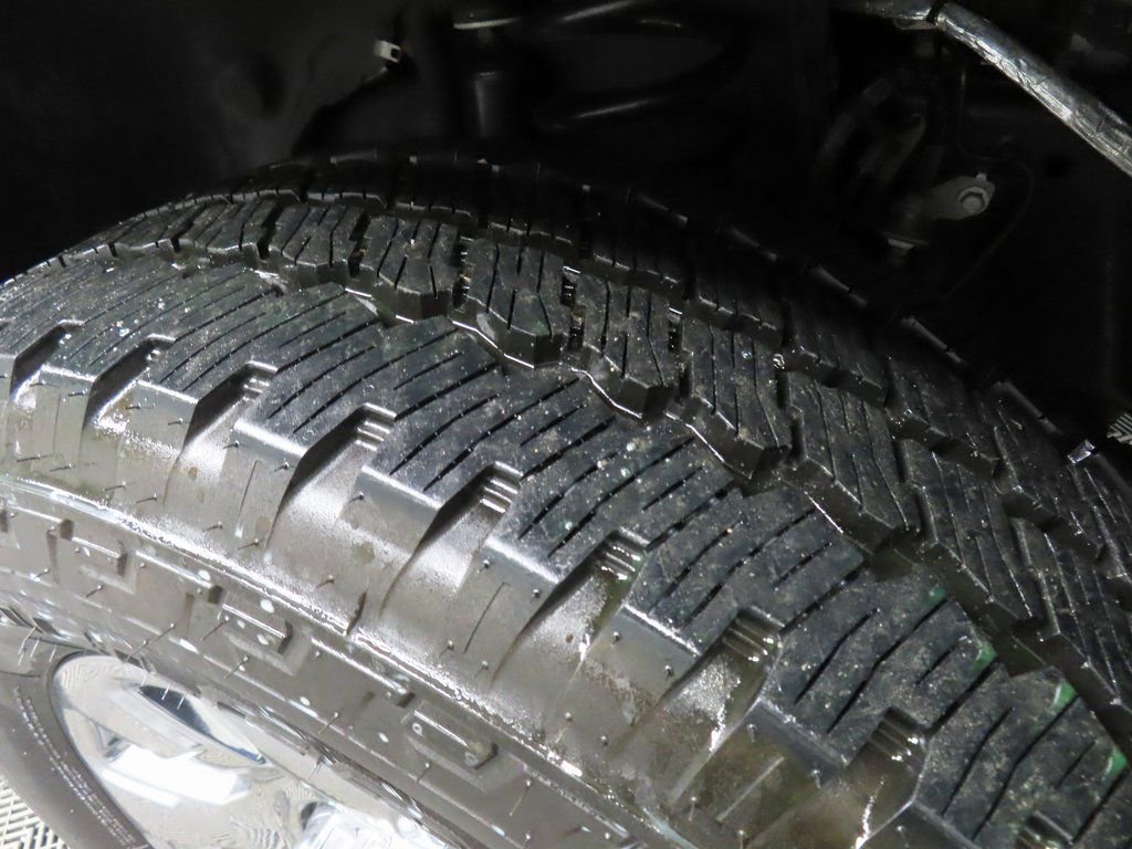 Used 2024 Ford F250 Platinum image 7