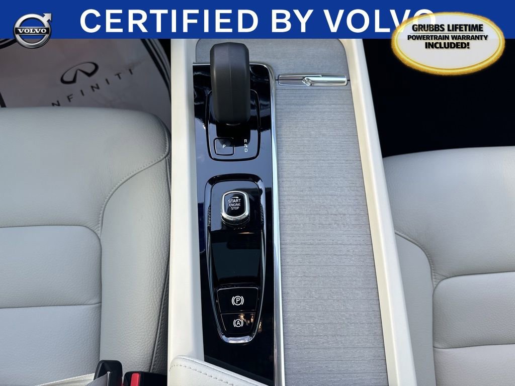Used 2025 Volvo XC60 T8 Plus w/ Protection Package Premier image 13
