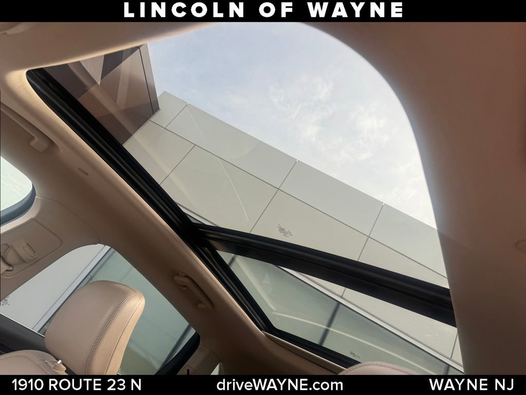 Certified 2022 Lincoln Nautilus Reserve AWD/4WD image 19