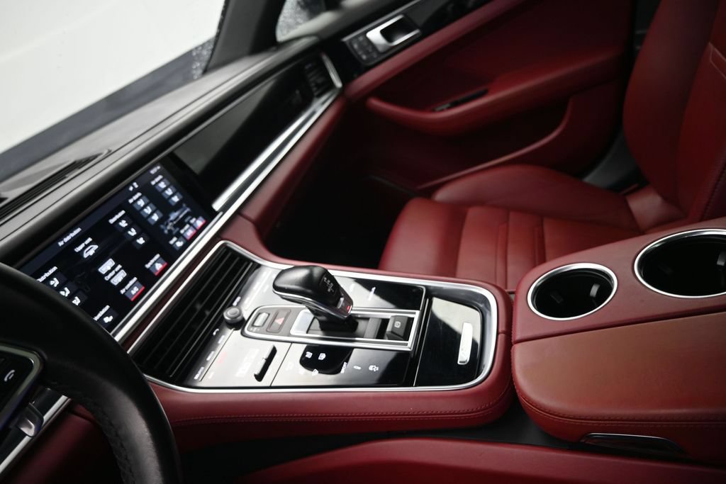 Used 2019 Porsche Panamera 4 AWD/4WD image 23