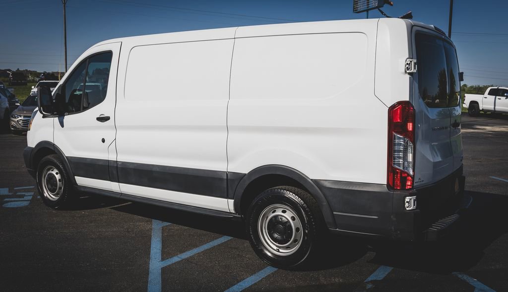 Used 2015 Ford Transit 150 130 Low Roof RWD image 16