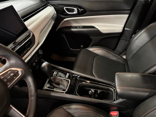 Used 2022 Jeep Compass Limited image 17