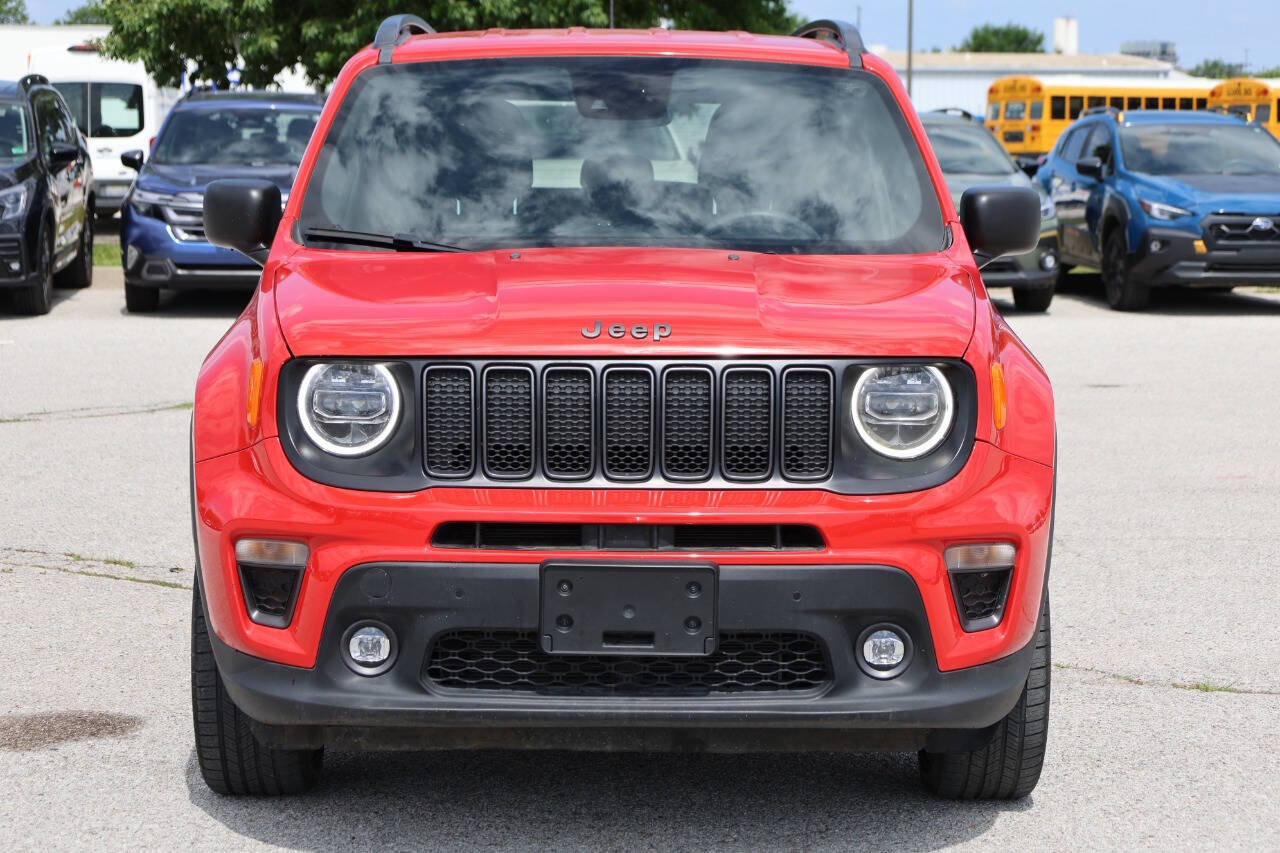 Used 2021 Jeep Renegade Latitude w/ Luxury Group II AWD/4WD image 5
