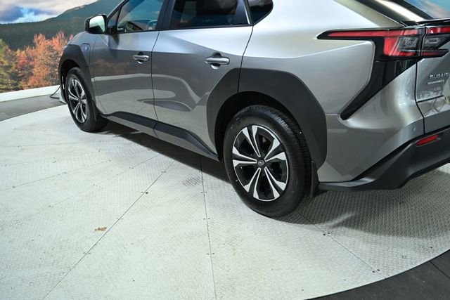 Used 2025 Subaru Solterra Premium w/ Premium Package image 7