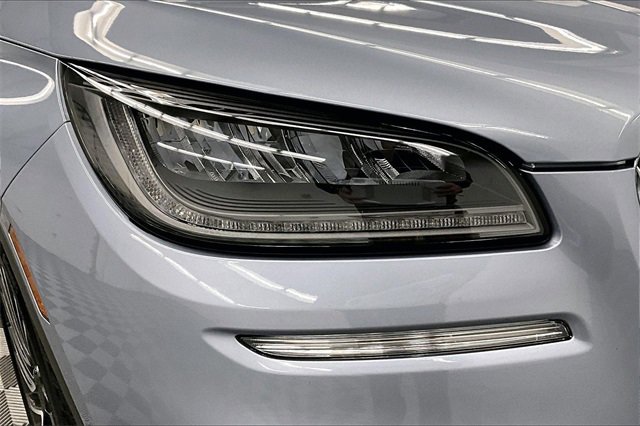 Used 2022 Lincoln Corsair Reserve w/ Luxury Package image 32