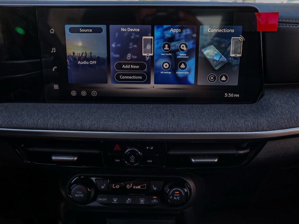 New 2026 Nissan Kicks SV w/ Cold Weather Package FWD image 29