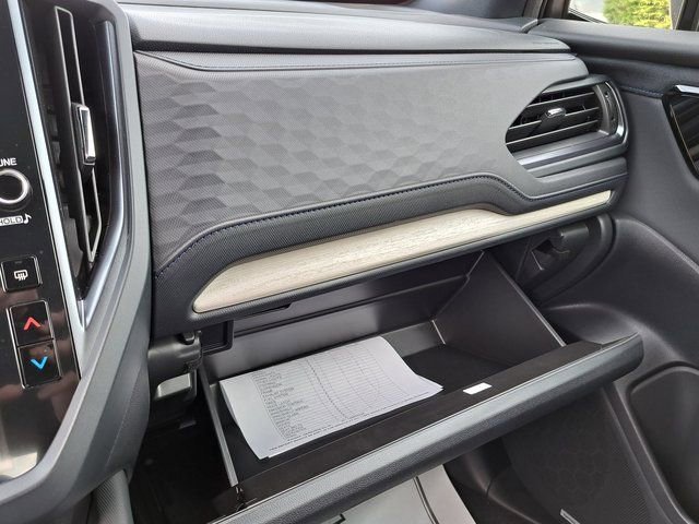 Used 2025 Subaru Forester Limited w/ Protection Package (1PH) AWD/4WD image 19