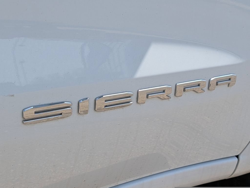 Used 2024 GMC Sierra 1500 SLT AWD/4WD image 18