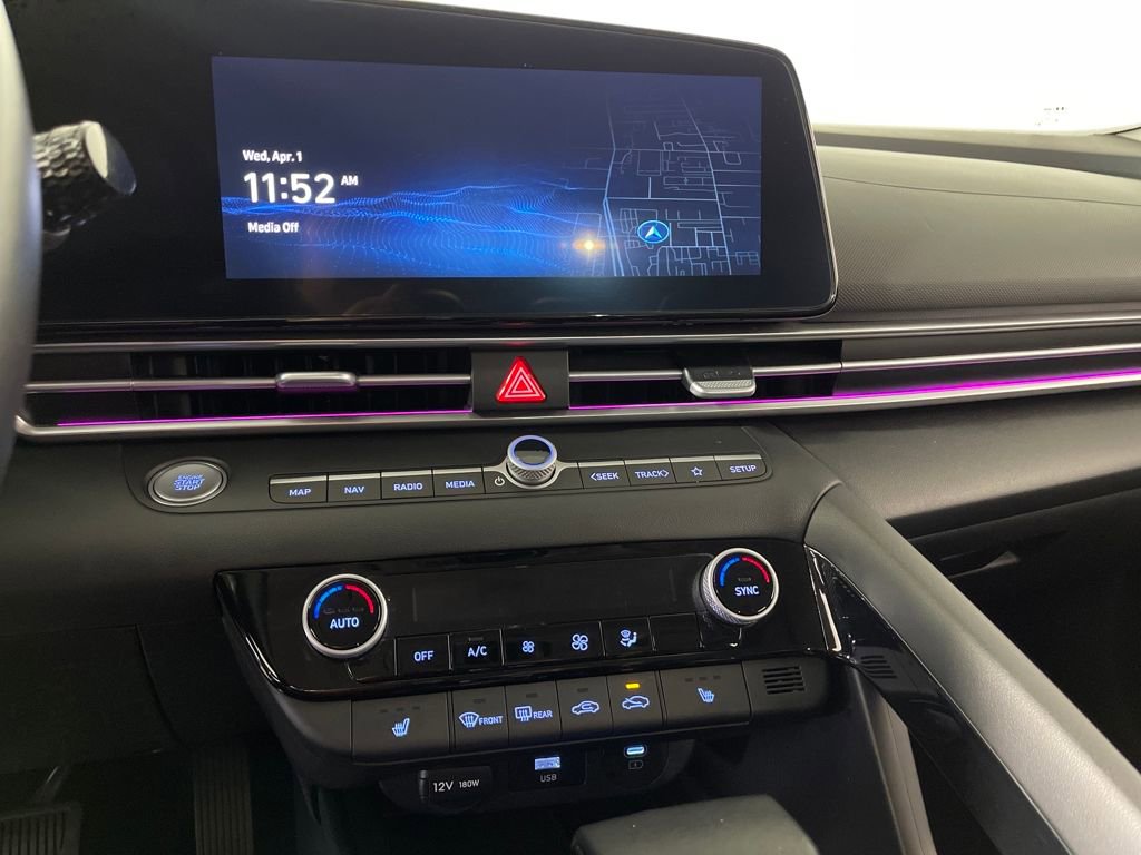 Certified 2024 Hyundai Elantra Limited image 22