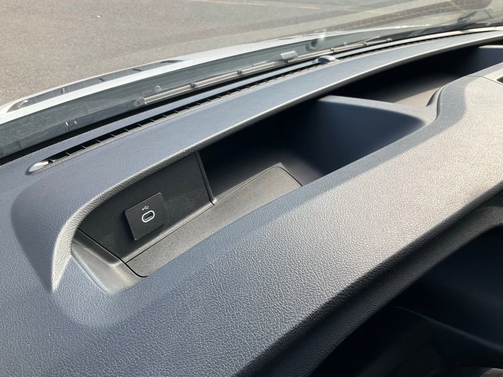 New 2026 Ford Transit 350 Low Roof DRW AWD w/ Interior Upgrade Package image 13