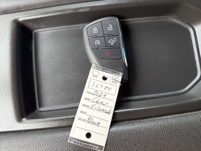 Used 2024 Chevrolet Silverado 1500 LT AWD/4WD image 24