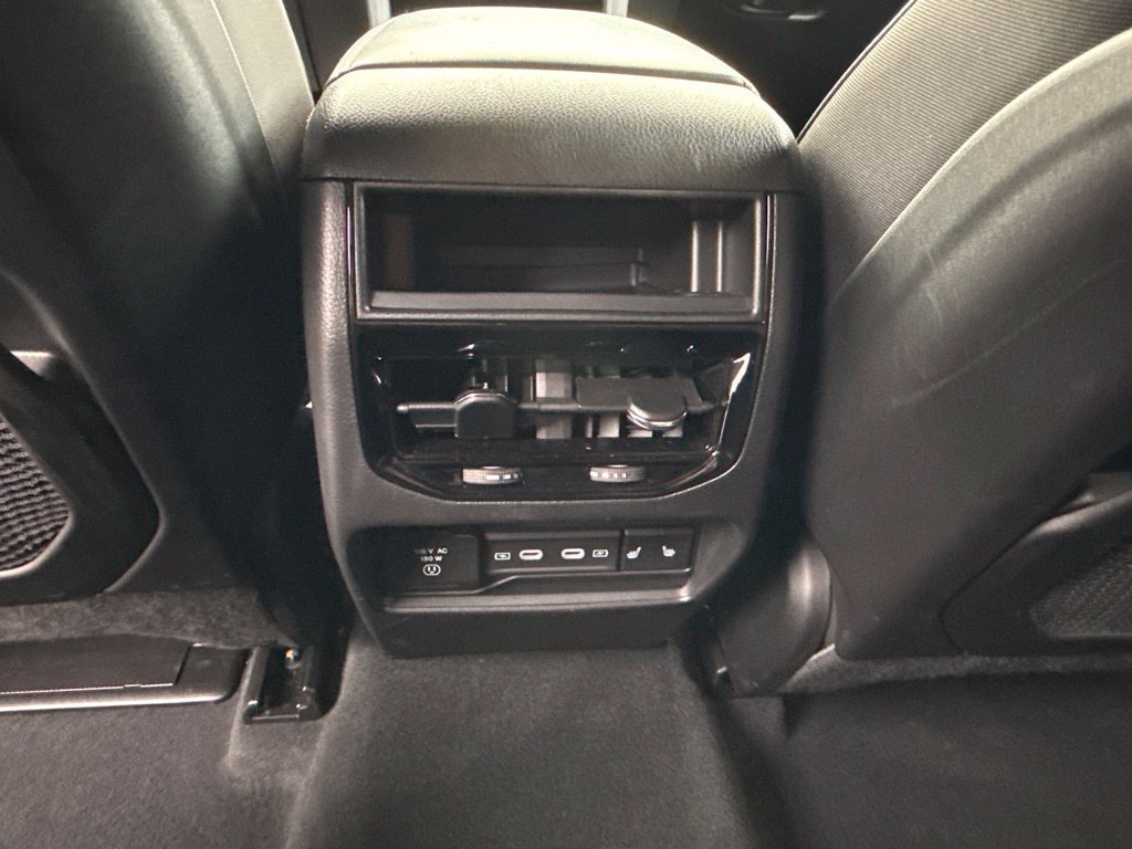 Used 2026 Jeep Grand Cherokee Limited AWD/4WD image 20
