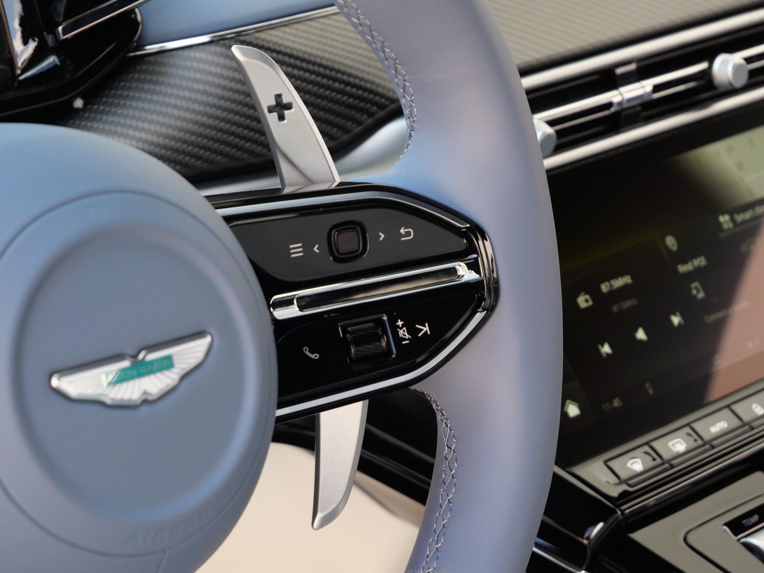 New 2026 Aston Martin V8 Vantage S image 17