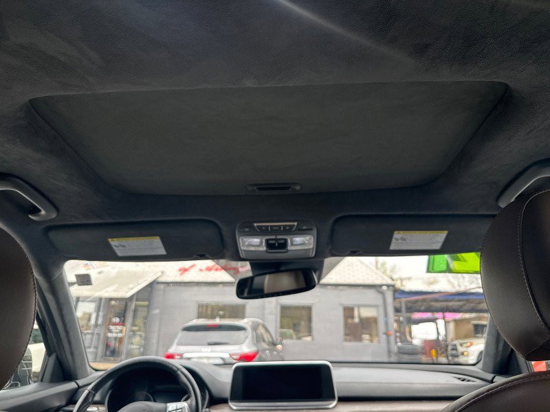 Used 2021 Kia Telluride SX w/ SX Prestige Package image 28