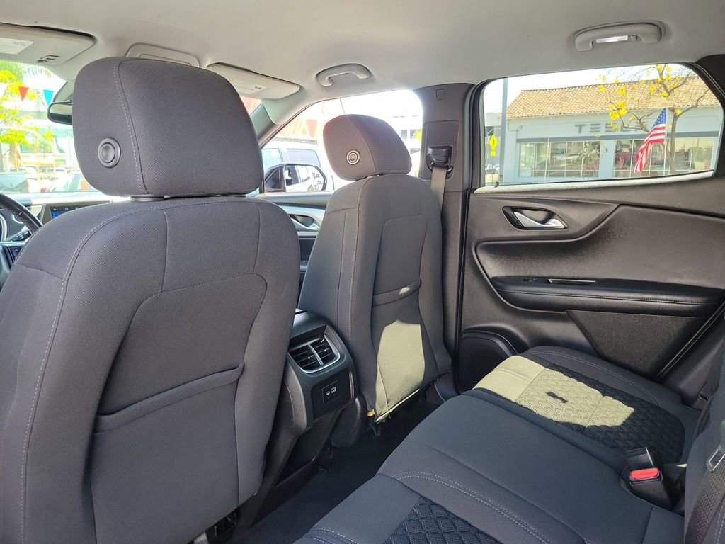 Used 2020 Chevrolet Blazer LT image 13