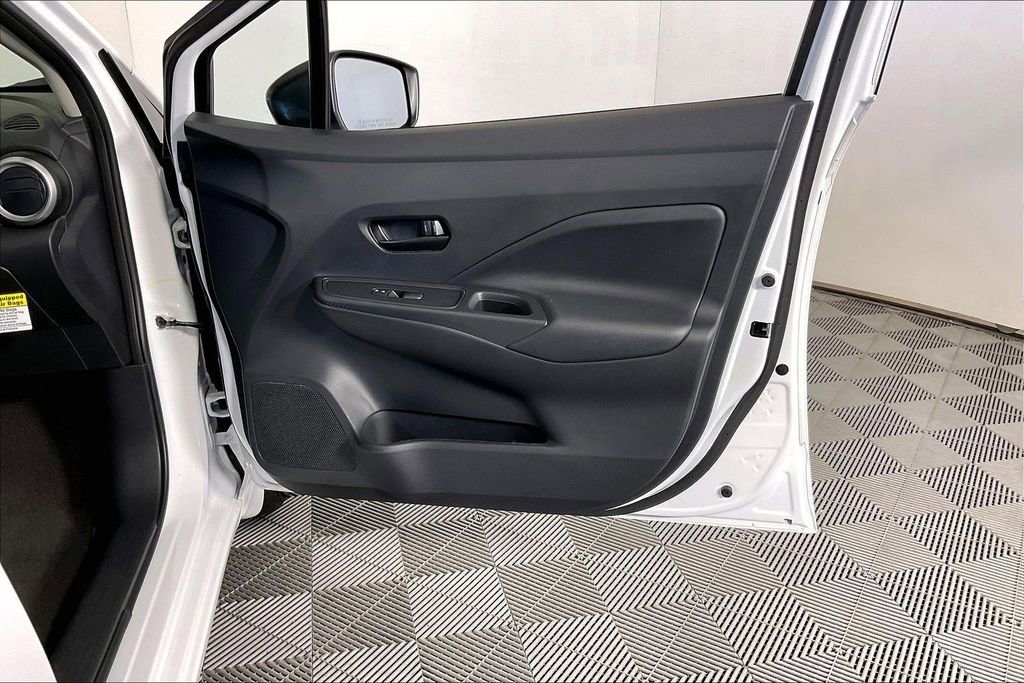New 2025 Nissan Versa S w/ Trunk Package image 24