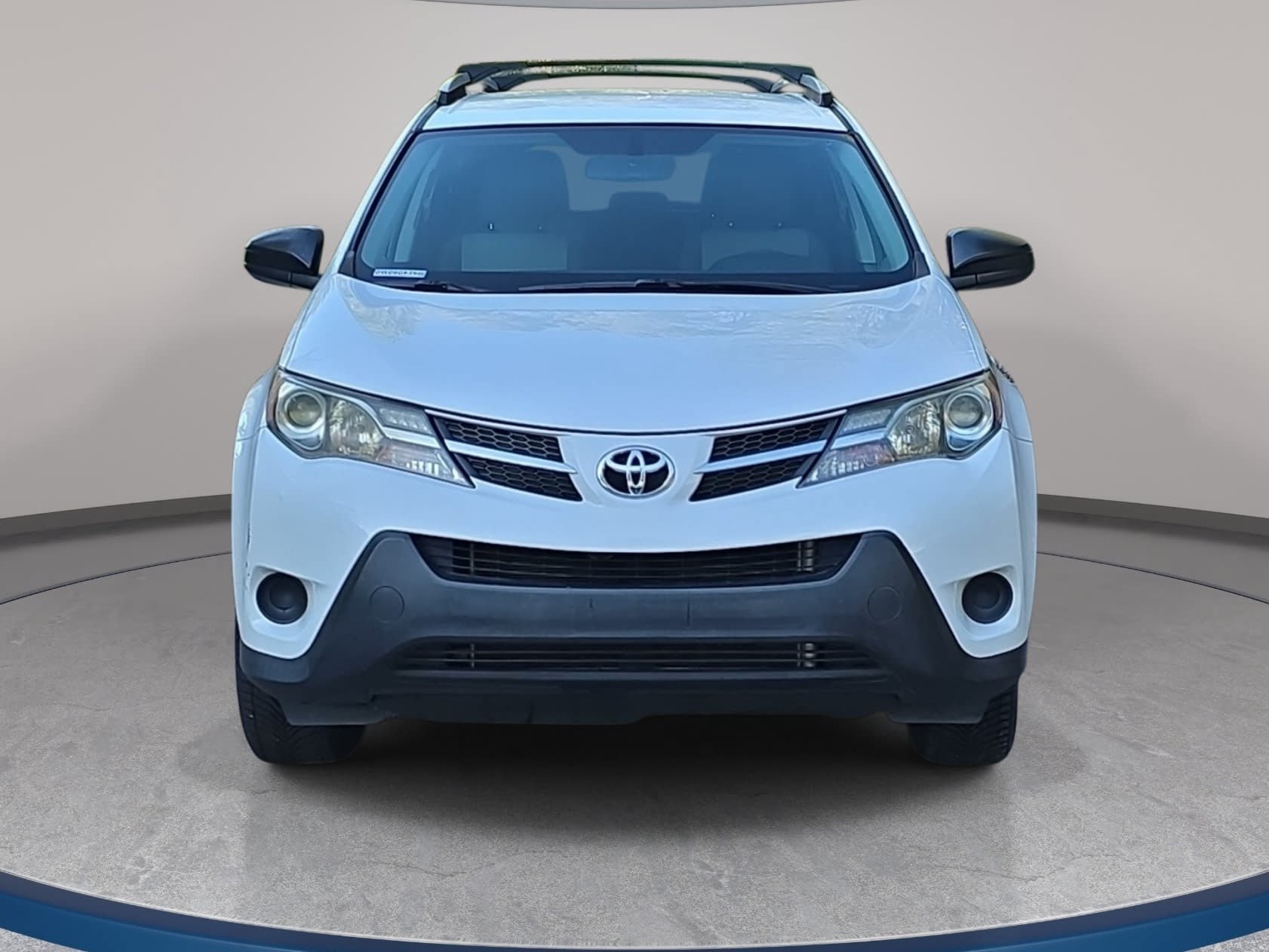Used 2013 Toyota RAV4 LE FWD image 2