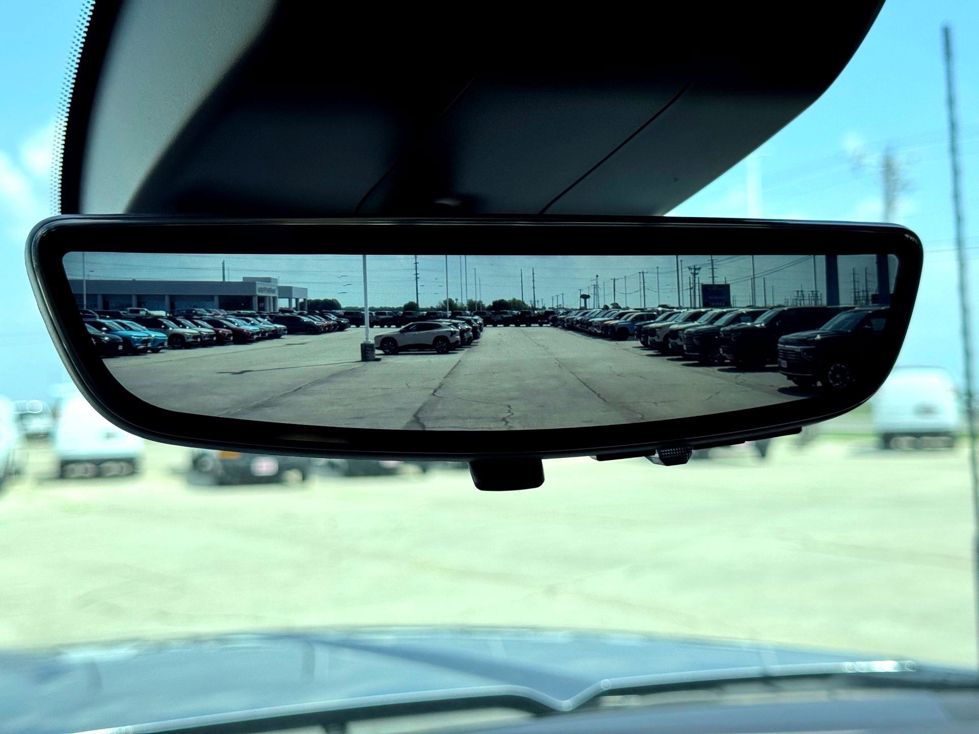 Used 2024 GMC Sierra 2500 AT4 w/ AT4 Premium Plus Package image 32