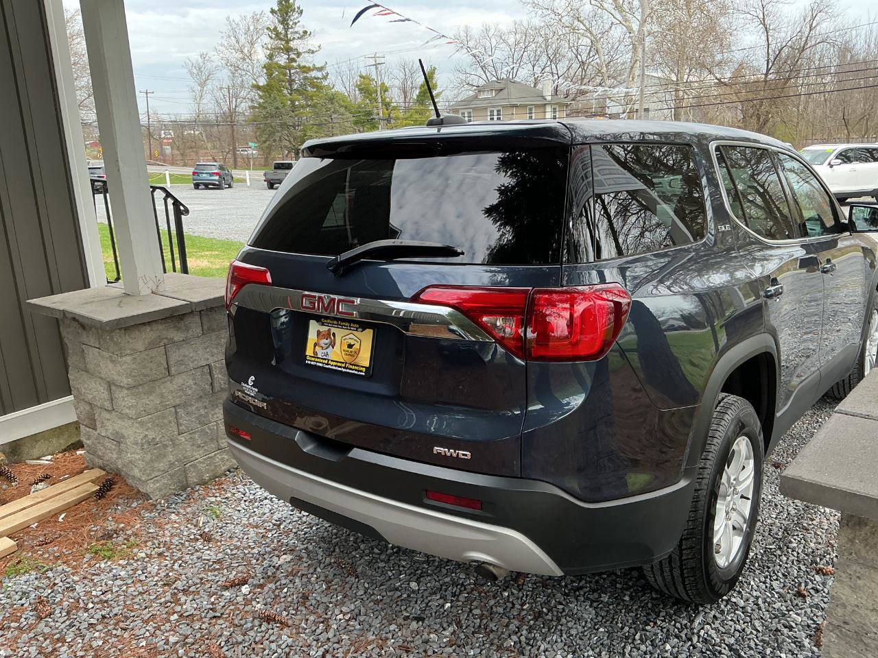 Used 2019 GMC Acadia SLE image 5