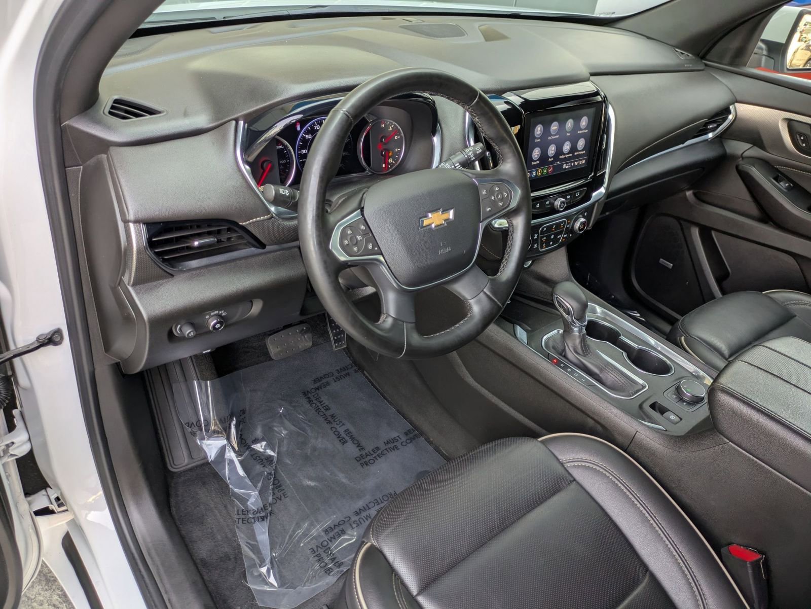Certified 2023 Chevrolet Traverse Premier FWD image 12