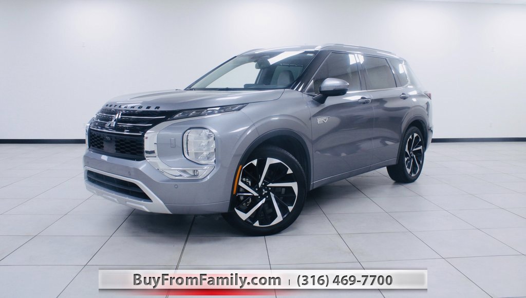 Used 2023 Mitsubishi Outlander SEL