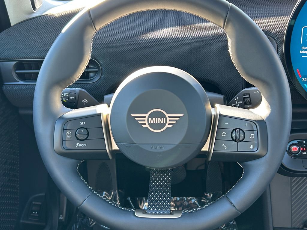 Used 2025 MINI Cooper S image 18