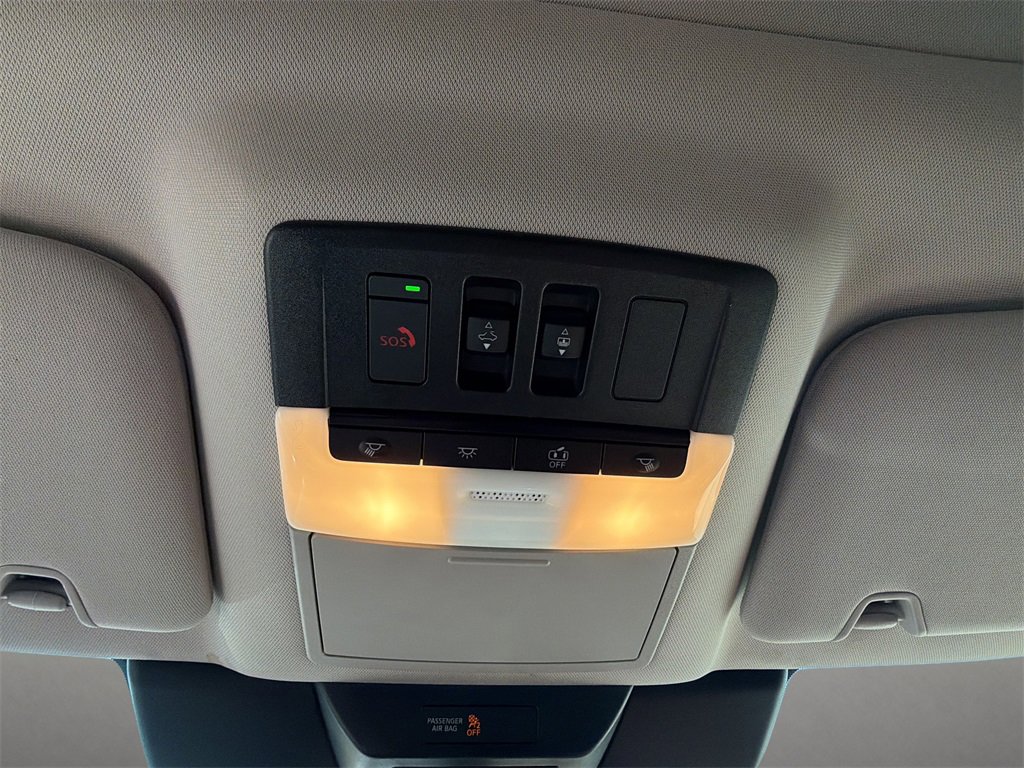 Used 2023 Nissan Pathfinder Platinum w/ Cargo Package image 40