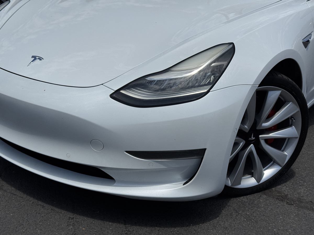 Used 2018 Tesla Model 3 Performance AWD/4WD image 3