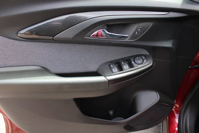 Certified 2023 Chevrolet TrailBlazer LT w/ Convenience Package image 7