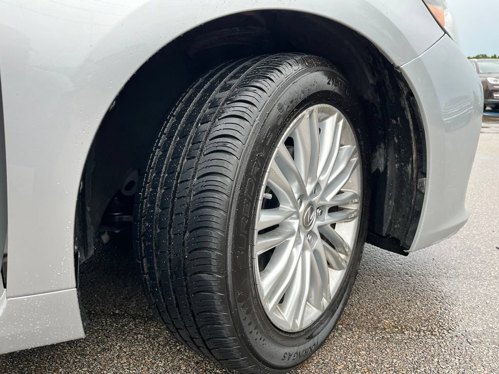 Used 2013 Lexus ES 350 w/ Premium Pkg FWD image 6