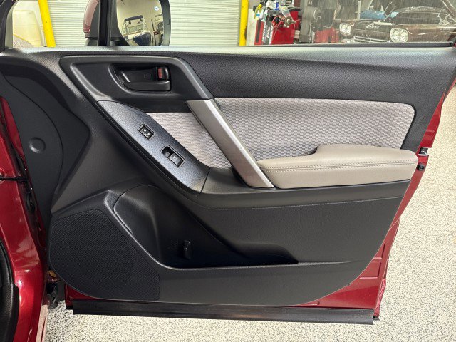 Used 2017 Subaru Forester 2.5i Premium w/ All-Weather Package image 58